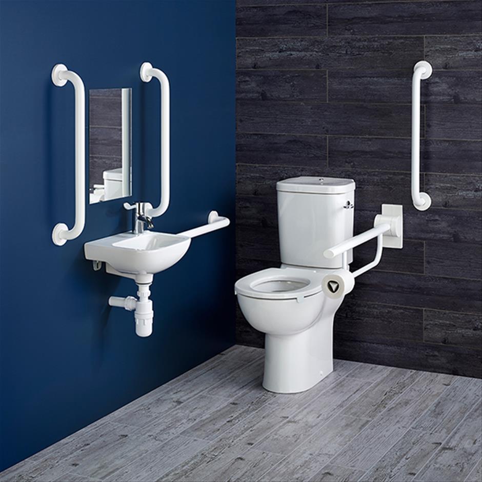 Contour 21+ Close Coupled Doc M Ceramic And And Brassware Only Pack - Right Hand