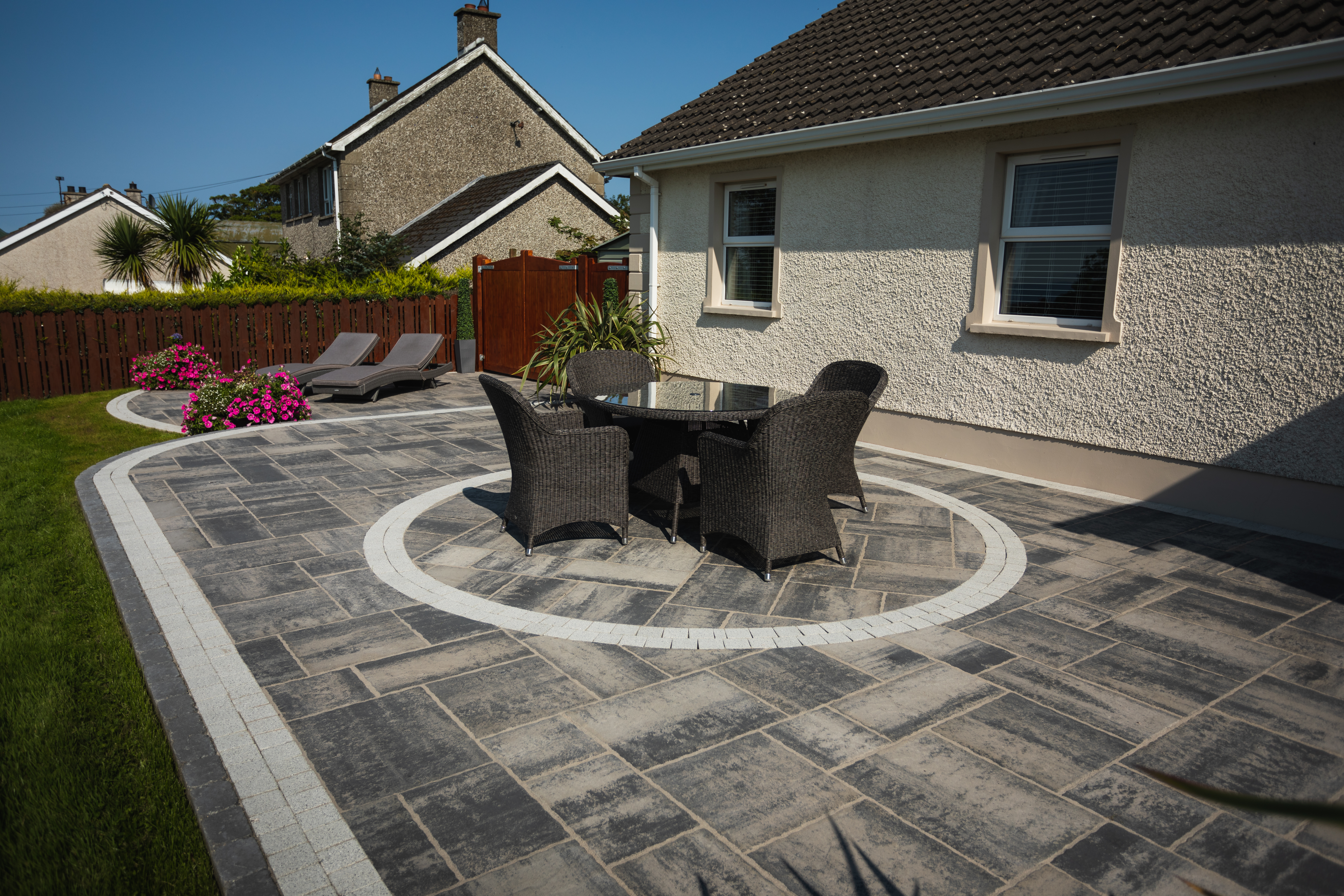 Tobermore Historic Flag Paving Pack – Slate – Covers 14.04m²