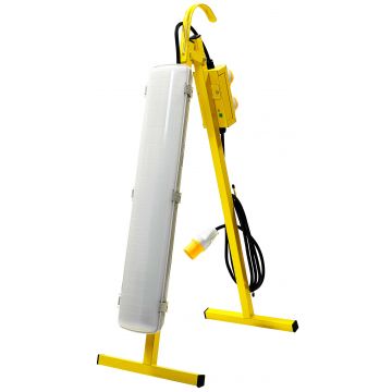 Luceco Site 110v Plasterers 30w Plug Out Option