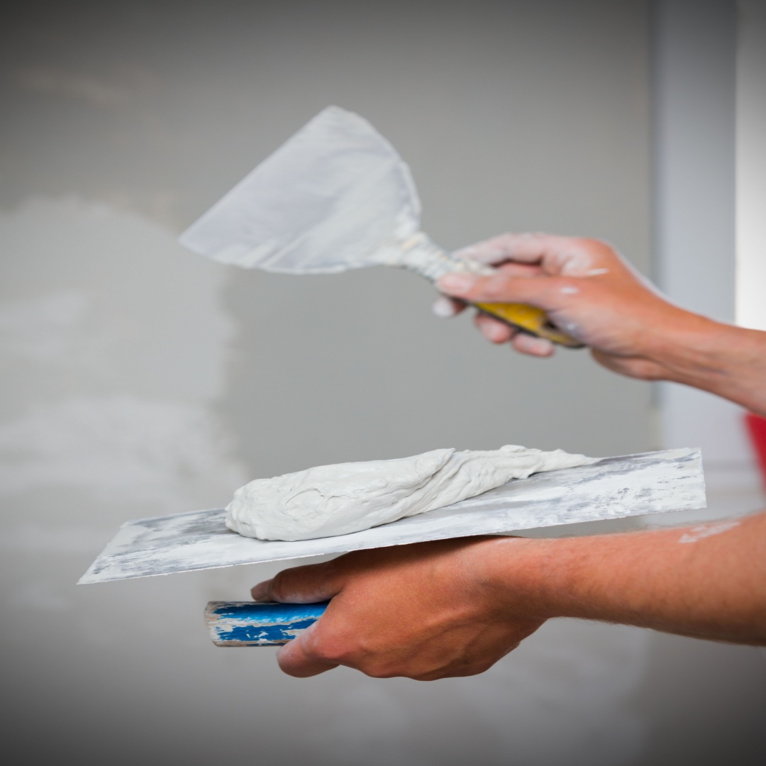 Achieve a Perfect Finish with Plastering & Bonding | Chadwicks.ie Guide